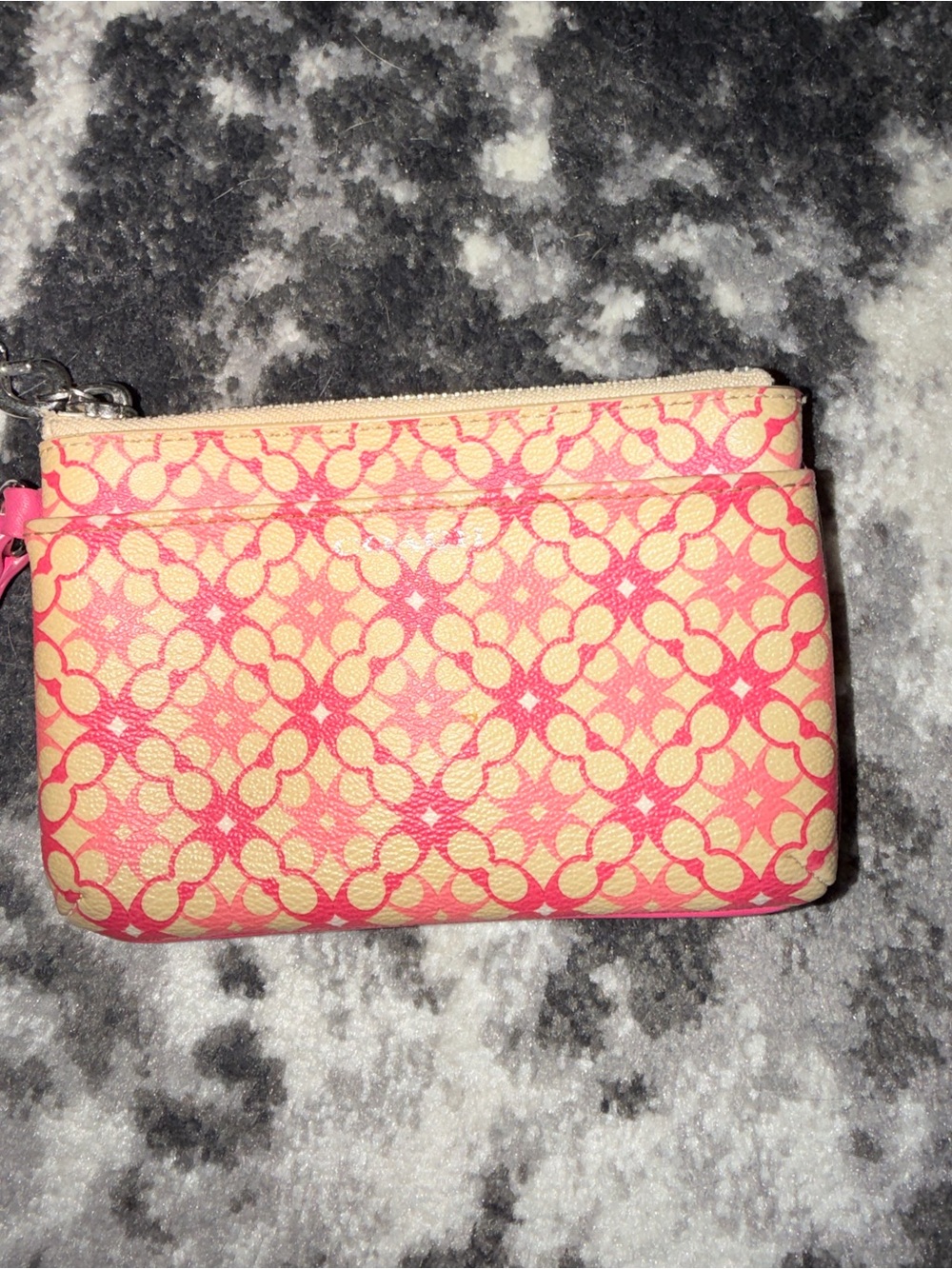 Coach Pink Tan Signature Print Wristlet Pouch Y2K - Picture 3 of 3